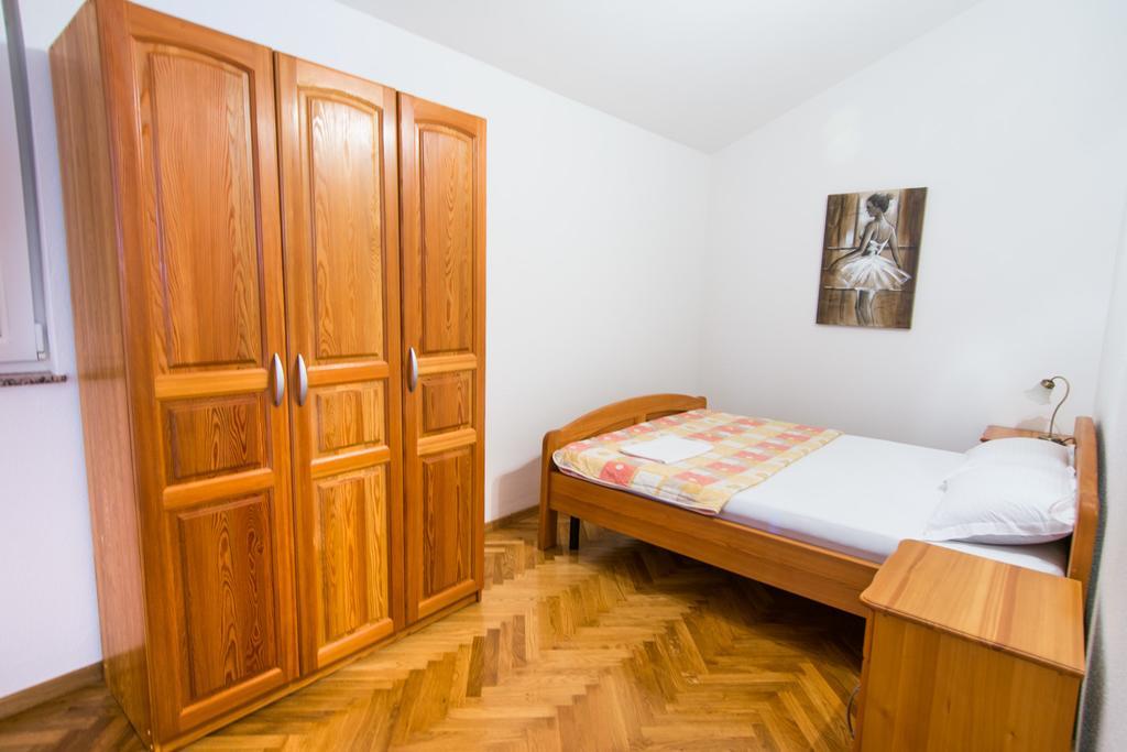Apartments Basilea Biograd Na Moru Room photo